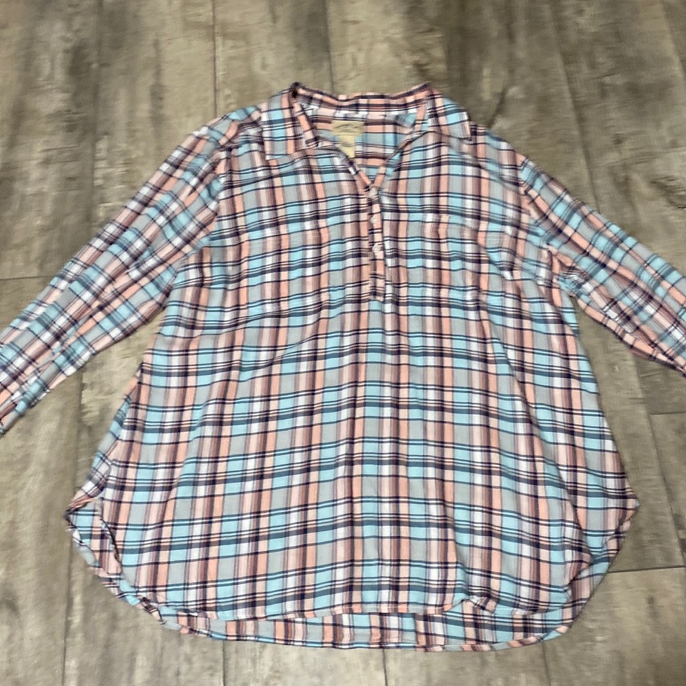 pink and blue flannel shirt 1x